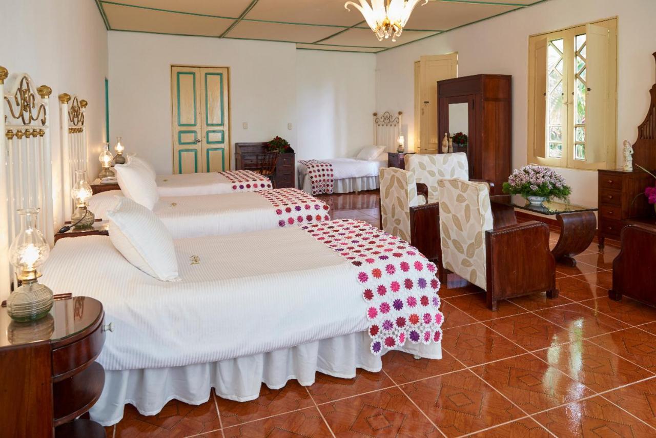 Finca Hotel Los Girasoles Montenegro Zewnętrze zdjęcie